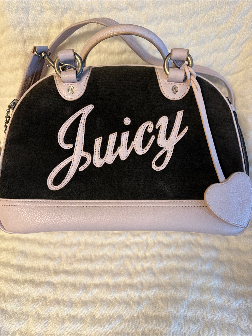 Juicy Couture Black & Light Pink Mini Dog Travel Bag Logo With Heart Tag